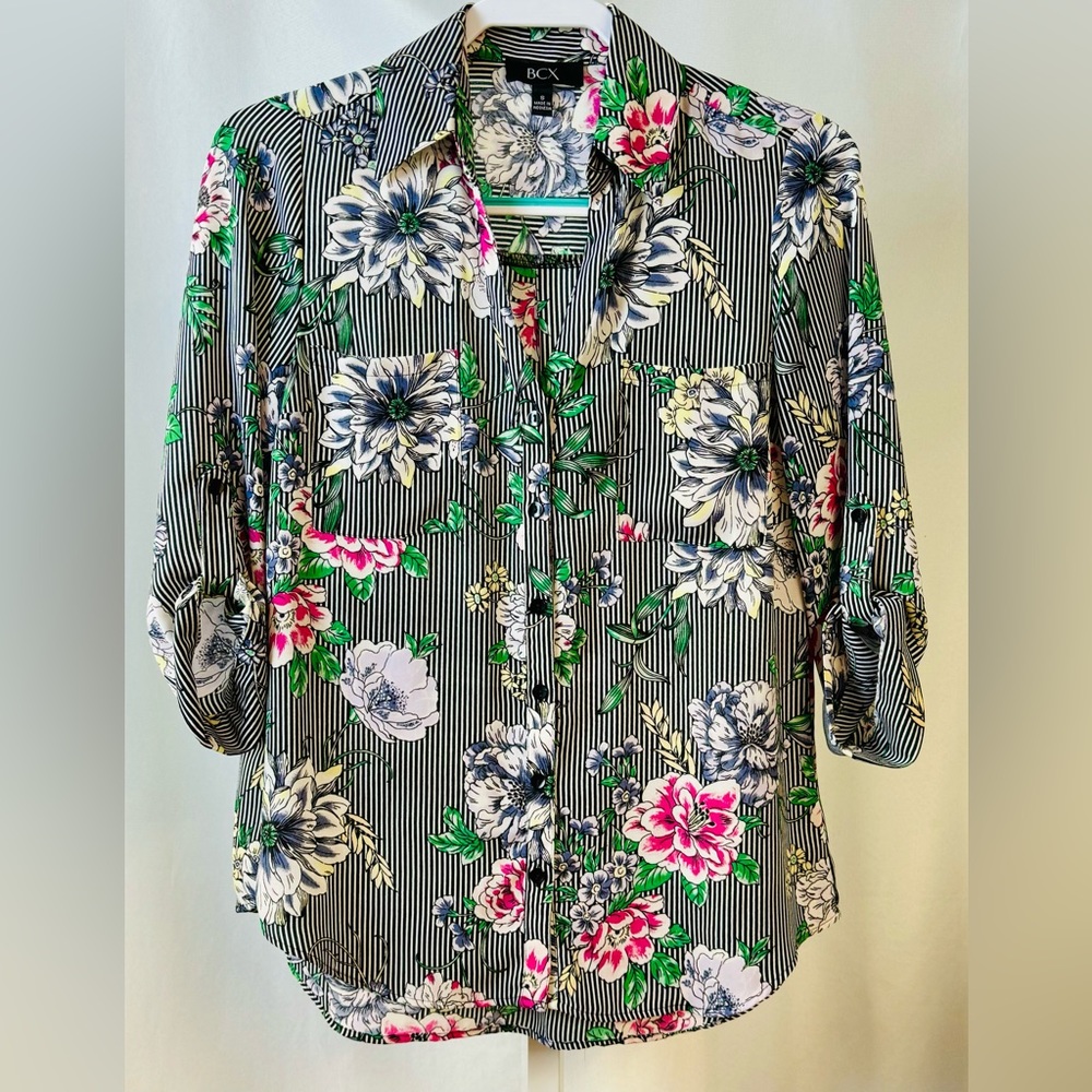 BCC‎ 3/4 Roll Tab Semi-Sheer, Lightweight Striped & Floral Button Up Blouse Sz S